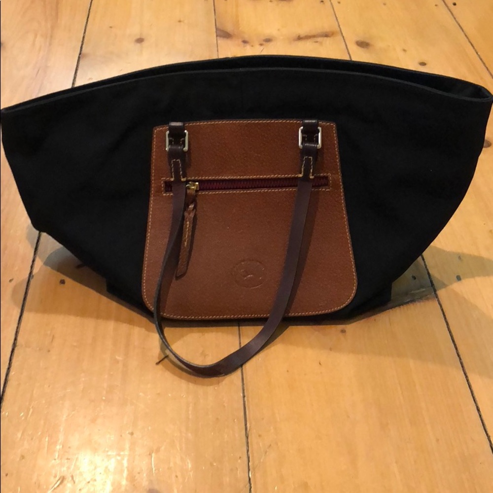 Dooney and Bourke black bag